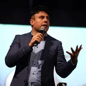 Pr. Vinicius